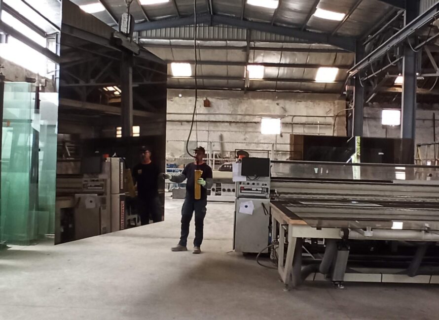 Atelier miroiterie Nîmes - Miroiterie Gardoise